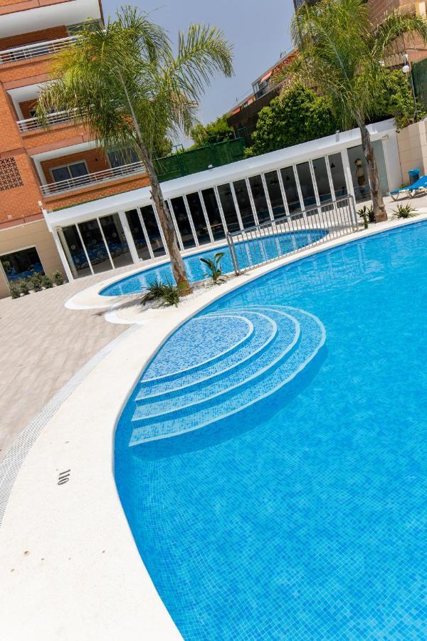 Aparthotel Bcl Levante Lux Benidorm Exteriör bild